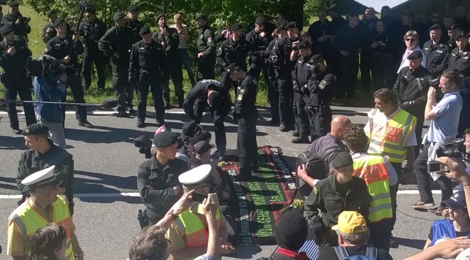 Fotostrecke #G7 Elmau: Blockade der B2